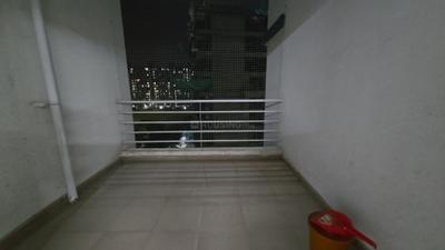 Balcony Image of 410 Sq.ft 1 BHK Apartment / Flat for rent in Nirmiti 25 East, Kharadi Pune for Rs. 23000