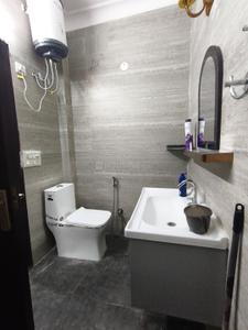 Bathroom Image of 2000 Sq.ft 3 BHK Builder Floor for rent in Lajpat Nagar New Delhi for Rs. 120000