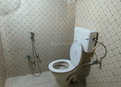 Bathroom Image of 1500 Sq.ft 2 BHK Builder Floor for rent in Hudkeshwar Bk Nagpur for Rs. 13000