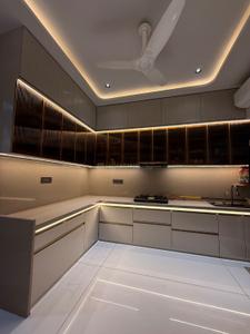 Kitchen Image of 3950 Sq.ft 4.5 BHK Apartment / Flat for sale in Mahaprabhu Harmony Harikesh Tower A B C, Science City Ahmedabad for Rs. 45000000