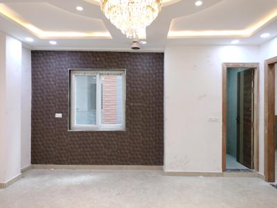Living Room Image of 1400 Sq.ft 4 BHK Builder Floor for sale in Shiv Park New Delhi for Rs. 14800000