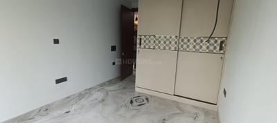 Bedroom Image of 2000 Sq.ft 3 BHK Builder Floor for rent in Karkardooma New Delhi for Rs. 55600