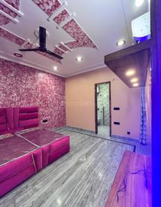 Bedroom Image of 1700 Sq.ft 3 BHK Independent House for rent in Omaxe NRI City, Omega II Greater Noida for Rs. 55000