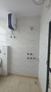 Bathroom Image of 400 Sq.ft 1 BHK Apartment / Flat for rent in Pitampura New Delhi for Rs. 23000