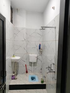 Bathroom Image of 1500 Sq.ft 2 BHK Builder Floor for rent in Lakshmi Nagar Jaipur for Rs. 13700