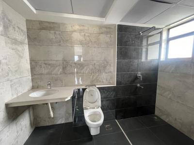 Bathroom Image of 4447 Sq.ft 4 BHK Duplex for sale in M.G. Road Kochi for Rs. 38400000