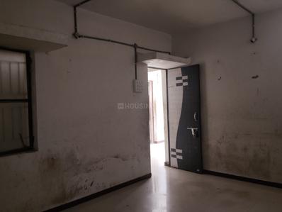 Bedroom Image of 600 Sq.ft 2 BHK Apartment / Flat for rent in Bhakti Nagar Rajkot for Rs. 10000