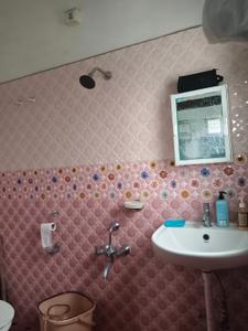 Bathroom Image of 1300 Sq.ft 2.5 BHK Apartment / Flat for sale in Six Mile Guwahati for Rs. 5600000