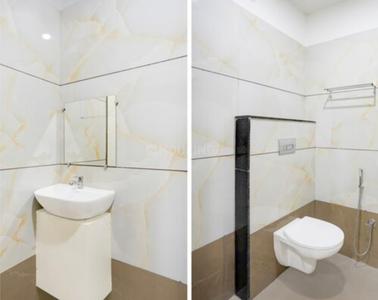 Bathroom Image of 1500 Sq.ft 1 RK Apartment / Flat for rent in Scheme 78 Indore for Rs. 10000