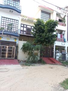 Image of 150 Sq.ft 2 BHK Independent House for rent in Sikandra, Agra for Rs. 12500