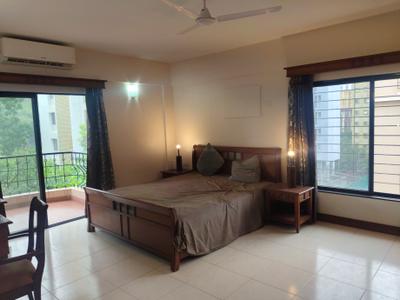 3.5 BHK Flat