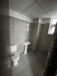 Bathroom Image of 1150 Sq.ft 2 BHK Apartment / Flat for sale in Urban Woods, Ahmamau Lucknow for Rs. 7500000