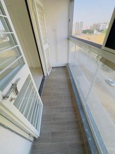 Balcony Image of 1000 Sq.ft 3 BHK Apartment / Flat for rent in Kohinoor Viva City, Dhanori Pune for Rs. 30000