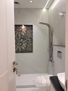 Common Bathroom Image of 1200 Sq.ft 3 BHK Builder Floor for sale in Paschim Vihar New Delhi for Rs. 27500000