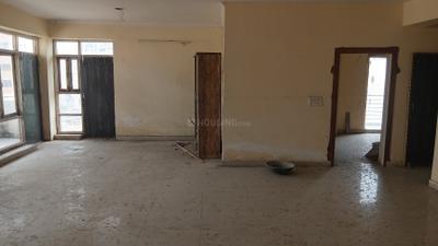 Living Room Image of 4580 Sq.ft 4.5 BHK Penthouse for sale in Cosmos Golden Heights, Crossings Republik Ghaziabad for Rs. 17900000