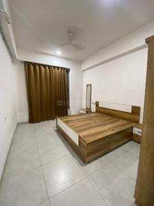 Bedroom Image of 1500 Sq.ft 3 BHK Apartment / Flat for rent in Satyamev Serene, Gota Ahmedabad for Rs. 42000
