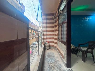 Balcony Image of 800 Sq.ft 3 BHK Apartment / Flat for rent in RWA Om Vihar, Uttam Nagar New Delhi for Rs. 13000