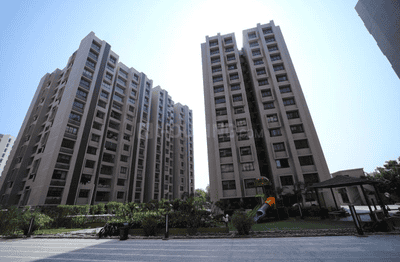 Image of 1665 Sq.ft 3 BHK Apartment / Flat for sale in Ajmera And Sheetal Casa Vyoma, Vastrapur, Ahmedabad for Rs. 16500000