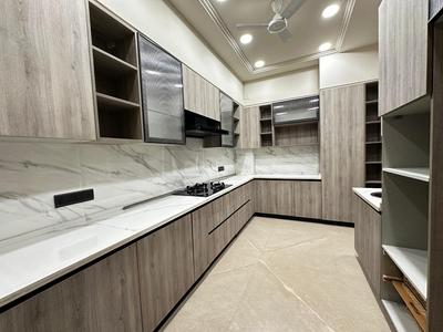 Kitchen Image of 2700 Sq.ft 4 BHK Builder Floor for sale in Sarvapriya Vihar New Delhi for Rs. 90000000