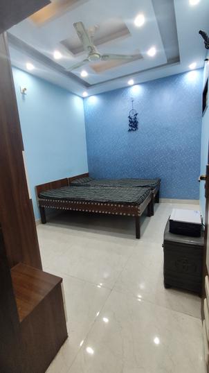 Bhagwati Garden, Dwarka Mor Bedroom 1