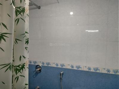 Bathroom Image of 1270 Sq.ft 3 BHK Apartment / Flat for rent in Ramcons Palms, Salcete Goa for Rs. 48000