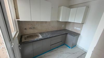 Kitchen Image of 990 Sq.ft 2 BHK Apartment / Flat for rent in Ruchira Sapphire Smart Homes, Mahurali Ghaziabad for Rs. 18000