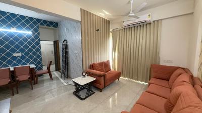Image of 1250 Sq.ft 2 BHK Apartment / Flat for rent in Radhe Greens, New Maninagar, Ahmedabad for Rs. 30000