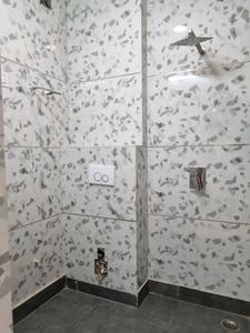 Common Bathroom Image of 810 Sq.ft 3 BHK Apartment / Flat for sale in Dwarka Mor New Delhi for Rs. 5431200