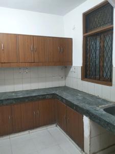 Kitchen Image of 950 Sq.ft 2 BHK Apartment / Flat for sale in Shalimar Garden Ghaziabad for Rs. 5200000