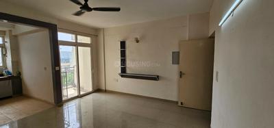 Hall Image of 930 Sq.ft 2 BHK Apartment / Flat for rent in KLJ Platinum Heights, Sector 77 Faridabad for Rs. 20000