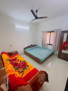Bedroom Image of 2200 Sq.ft 2.5 BHK Independent House for rent in Satellite Ahmedabad for Rs. 32000