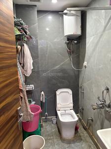 Image of 950 Sq.ft 3 BHK Builder Floor for sale in Laxmi Nagar, New Delhi for Rs. 7300000