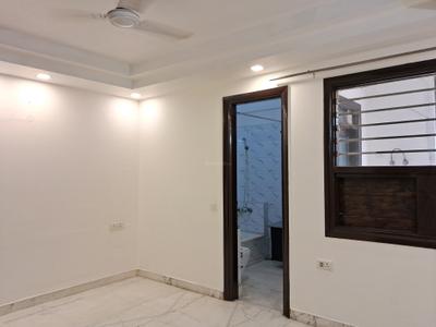 Bedroom Image of 2700 Sq.ft 4 BHK Builder Floor for sale in Paschim Vihar New Delhi for Rs. 40000000
