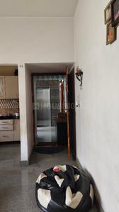 Living Room Image of 600 Sq.ft 1 BHK Apartment / Flat for rent in Halasuru Bengaluru for Rs. 28000