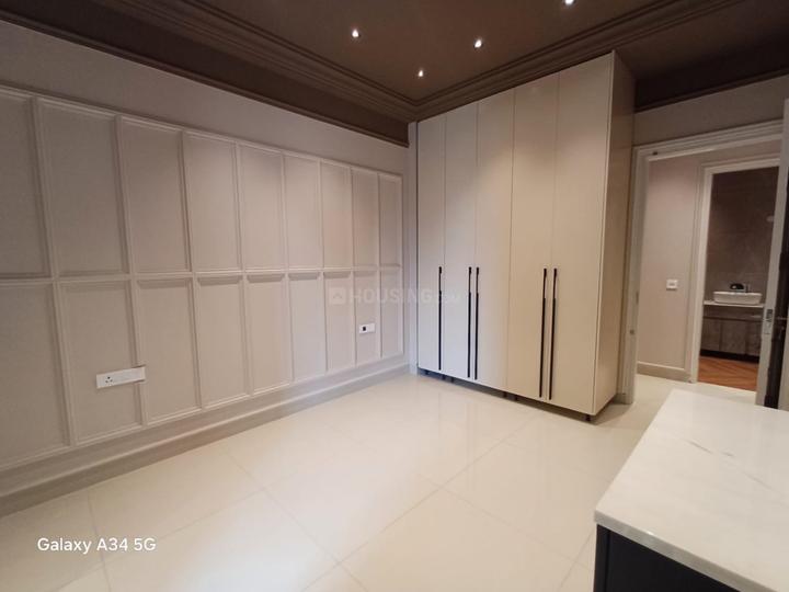 Montefiore Main Image 1