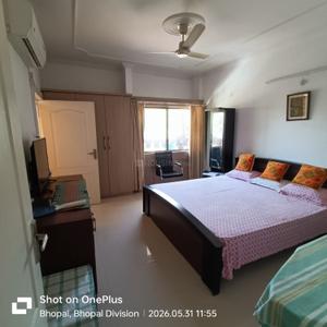 Bedroom Image of 1200 Sq.ft 3 BHK Apartment / Flat for sale in Priyadarshini Adhishthan Apartment, Pallavi Nagar Bhopal for Rs. 9500000