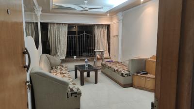 Living Room Image of 650 Sq.ft 1 BHK Apartment / Flat for rent in Prathamesh Apartments, Prabhadevi Mumbai for Rs. 75000