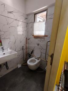 Bathroom Image of PG For Female Only in Santacruz East, Mumbai