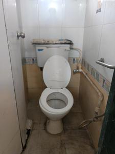 Common Bathroom Image of 2100 Sq.ft 3 BHK Independent House for sale in BK Jhala Kapil Woodrow Estate, Wanowrie Pune for Rs. 17500000