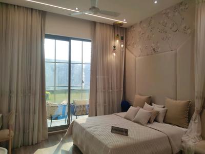 Bedroom Image of 4707 Sq.ft 4 BHK Apartment / Flat for sale in Ivory County Gold, Sector 115 Noida for Rs. 110000000