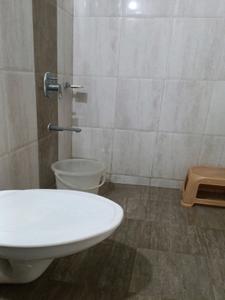 Common Bathroom Image of 1100 Sq.ft 2 BHK Apartment / Flat for sale in Alcon Renaissant Kharadi, Kharadi Pune for Rs. 12000000