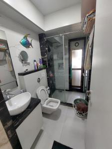 Bathroom Image of 1250 Sq.ft 3 BHK Apartment / Flat for sale in Lower Parel Mumbai for Rs. 75000000