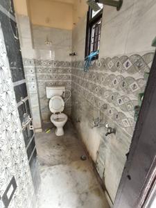 Bathroom Image of 789 Sq.ft 2 BHK Builder Floor for rent in New Ashok Nagar New Delhi for Rs. 15000