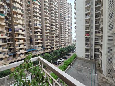 Balcony Image of 1200 Sq.ft 2.5 BHK Apartment / Flat for sale in VVIP Homes, Noida Extension Greater Noida for Rs. 14000000