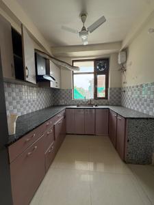 Kitchen Image of 1800 Sq.ft 3 BHK Builder Floor for rent in Sector 15 Part 2 Gurgaon for Rs. 48000