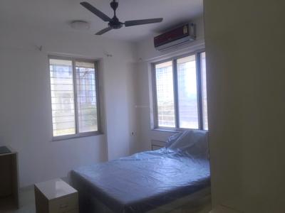 Bedroom Image of 980 Sq.ft 3 BHK Apartment / Flat for rent in Evershine Millennium Paradise, Kandivali East Mumbai for Rs. 69000