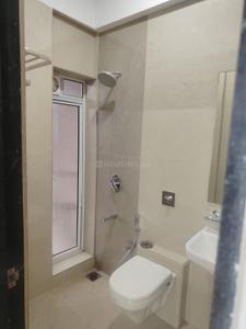 Bathroom Image of 900 Sq.ft 2 BHK Apartment / Flat for sale in Chembur Mumbai for Rs. 30000000