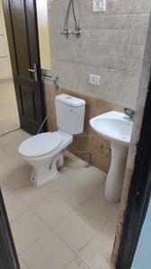 Image of 1100 Sq.ft 2.5 BHK Apartment / Flat for rent in Gardenia Glory, Sector 46, Noida for Rs. 39000