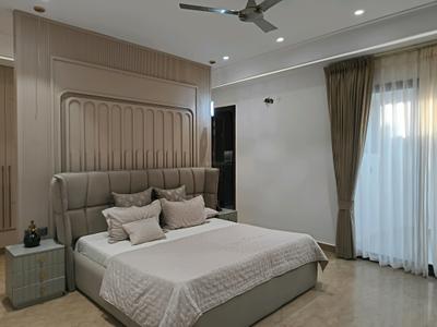 Bedroom Image of 4000 Sq.ft 5 BHK Builder Floor for sale in Indirapuram Ghaziabad for Rs. 57500000