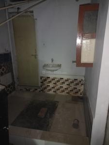 Bathroom Image of 480 Sq.ft 1 BHK Builder Floor for rent in Odhav Ahmedabad for Rs. 12000